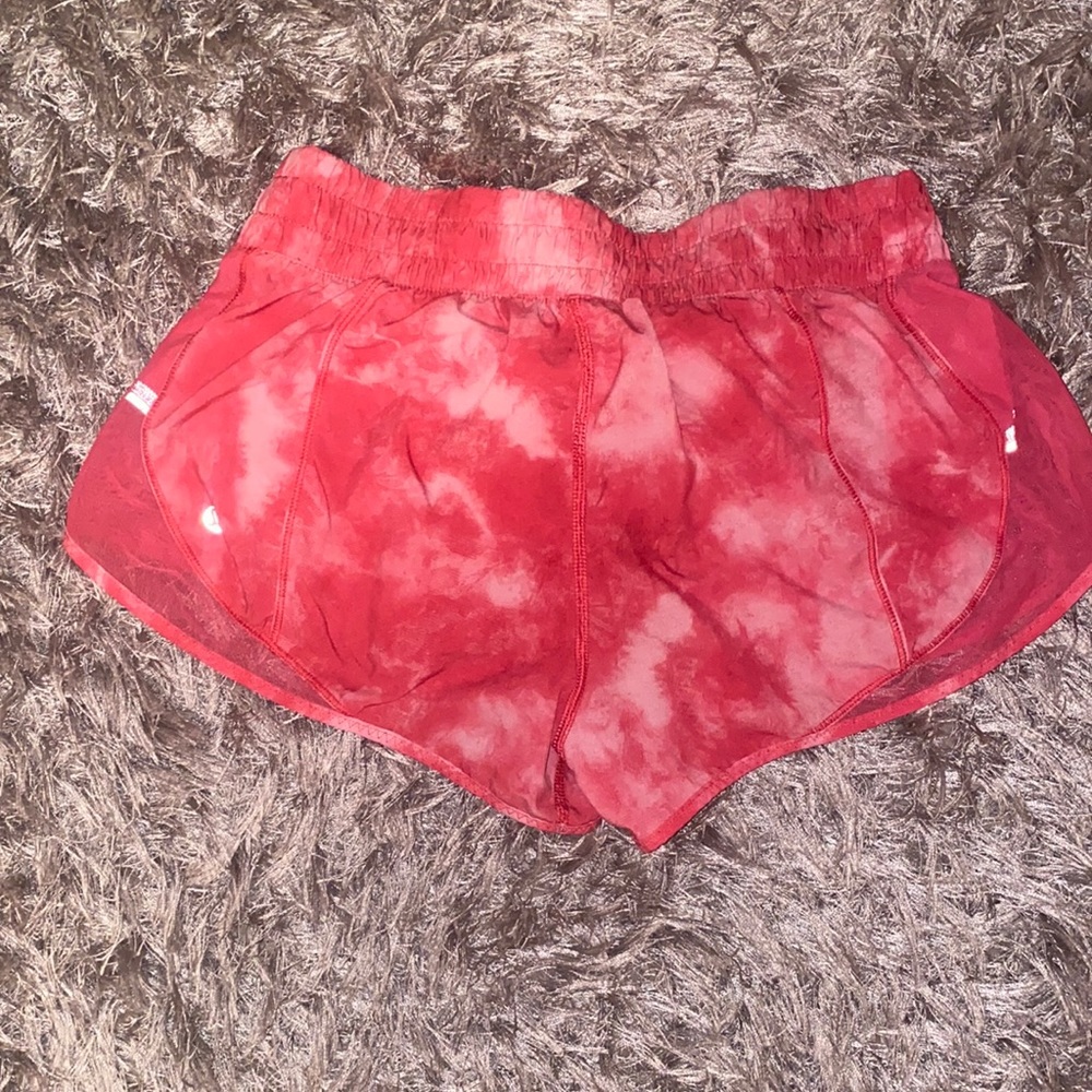 Lululemon hotty hot short, size 4